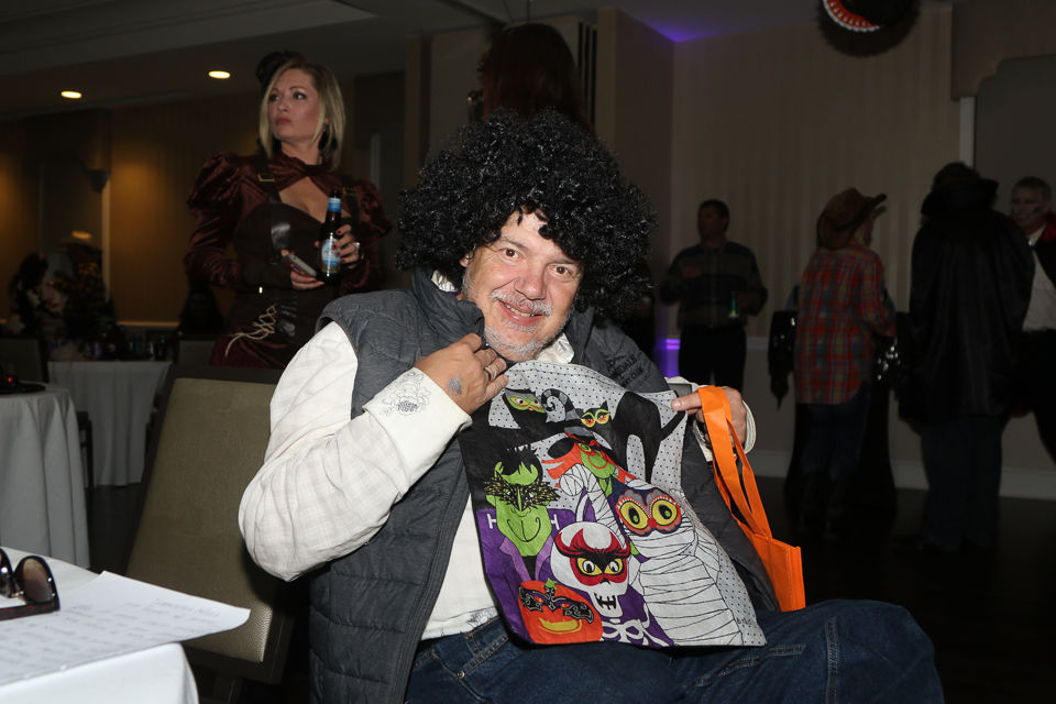 Meeting Place Mission Halloween Party_Morganton Community House 2019-9176.JPG